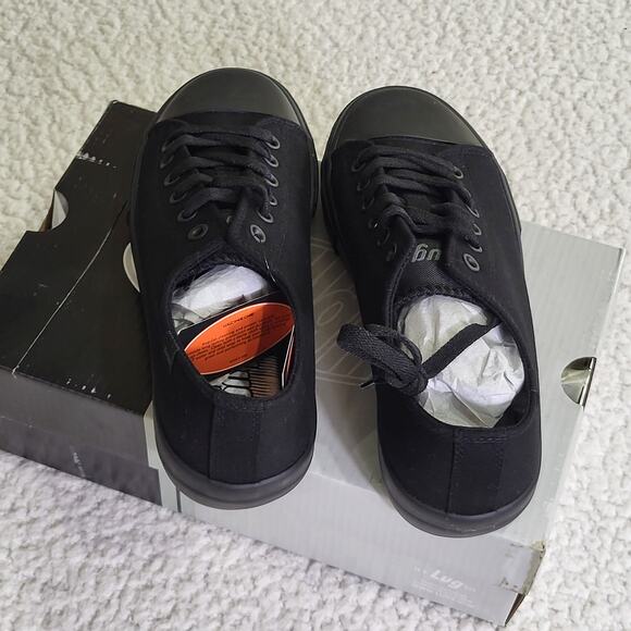 NEW in Box Lugz Stagger Lo Sneaker Womens Sneakers Black size 6.5 Wide - Picture 3 of 4